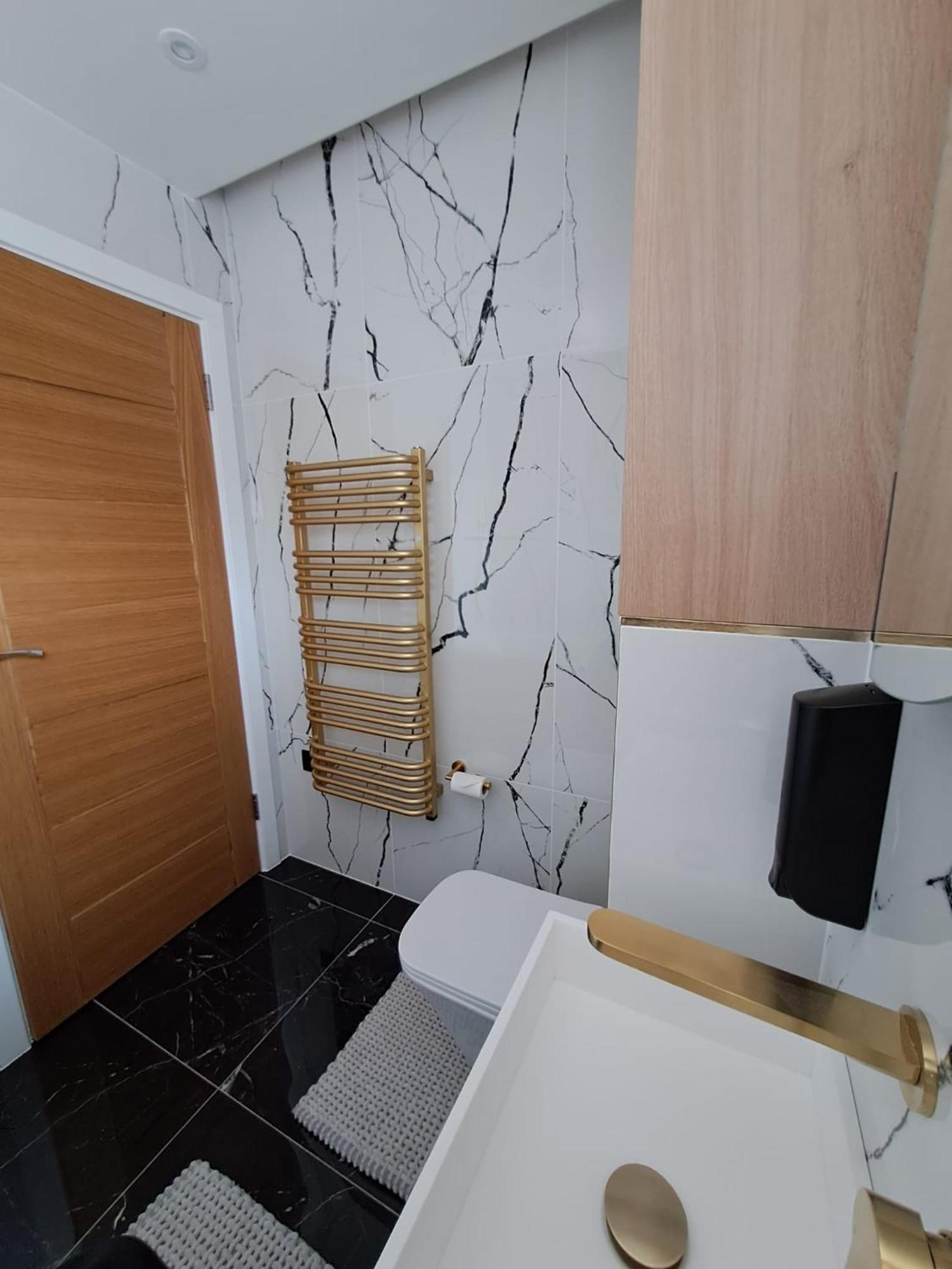 קנטרבורי Newly Renovated Flat With Parking Space מראה חיצוני תמונה